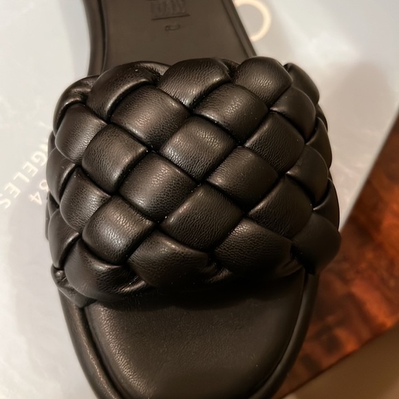 49. Seychelles Bellisima Slide Sandal in Black, Size 7.5 - Picture 12 of 15